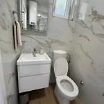 Apartment Oasis For Two, 30 Meters From Sea Zadar