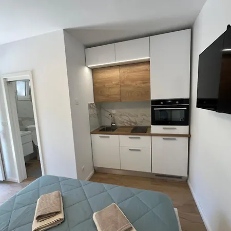 Oasis For Two, 30 Meters From Sea Zadar