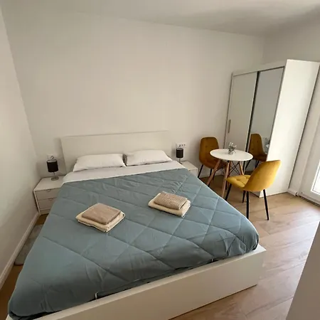 Oasis For Two, 30 Meters From Sea * Zadar